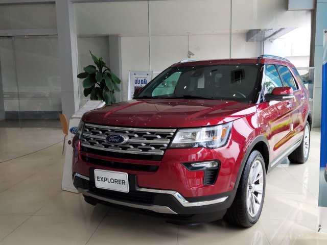 Cần bán Ford Explorer sản xuất 2019, giá giảm sập sàn0