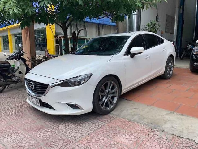 Cần bán lại xe Mazda 6 năm 2019, màu trắng, 805 triệu0