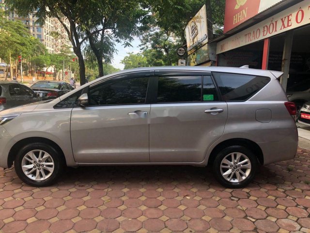 Cần bán lại xe Toyota Innova sản xuất năm 2018, màu xám còn mới 0