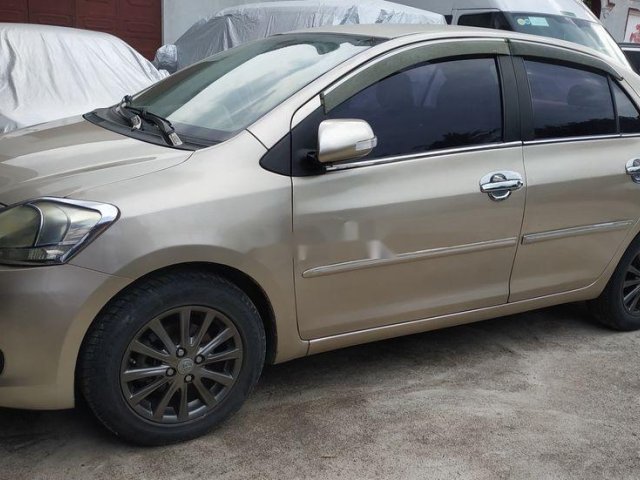 Cần bán gấp Toyota Vios sản xuất 2010 còn mới giá cạnh tranh0