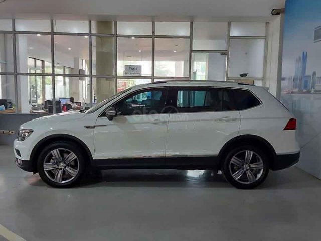 Cần bán Volkswagen Tiguan năm 2020, màu trắng, xe nhập