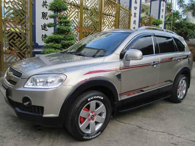 Bán Chevrolet Captiva sản xuất 2008, màu vàng cát