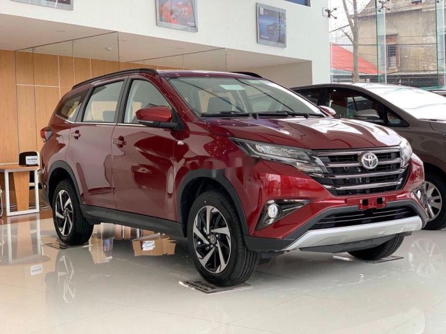 Toyota Hùng Vương cần bán Toyota Rush đời 2020, màu đỏ, xe nhập, giá tốt0