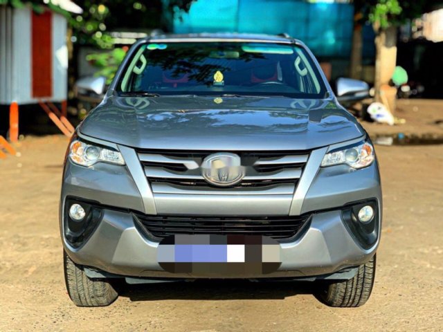 Cần bán xe Toyota Fortuner sản xuất năm 2016, màu bạc xe gia đình  0