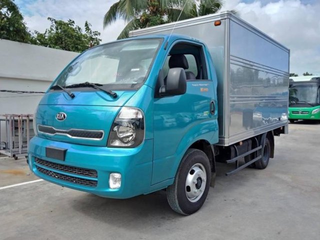 Cần bán xe Kia K200 sản xuất 2020, màu xanh lam, thùng kín0