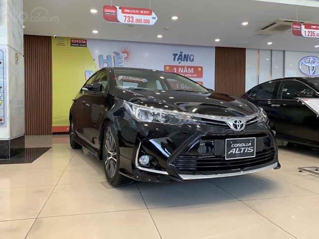 Bán Toyota Corolla Altis 2020, màu đen, giá 733tr0