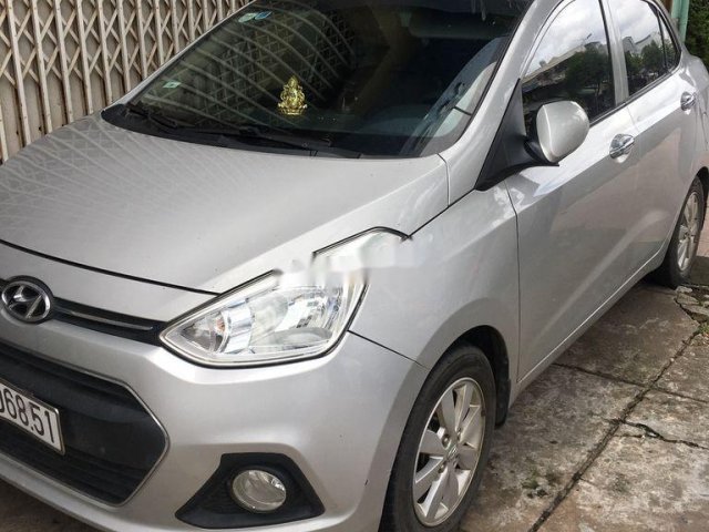 Cần bán Hyundai Grand i10 2016, màu bạc, nhập khẩu còn mới 