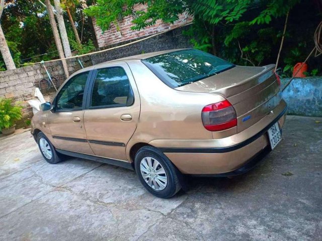 Bán Fiat Siena đời 2000, màu nâu còn mới