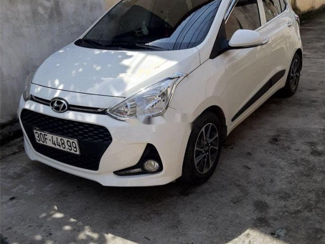 Bán ô tô Hyundai Grand i10 đời 2018, màu trắng  0