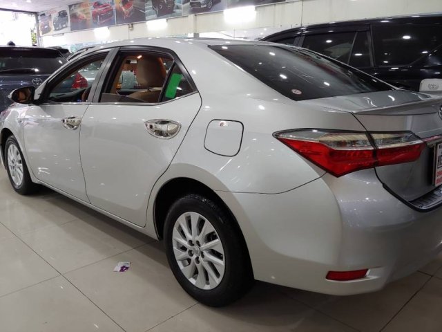 Bán xe Toyota Corolla Altis 1.8E 2018, màu bạc, số tự động0