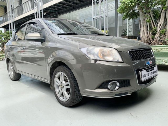 Cần bán xe Chevrolet Aveo LTZ 1.5 AT năm 2017, màu xám  