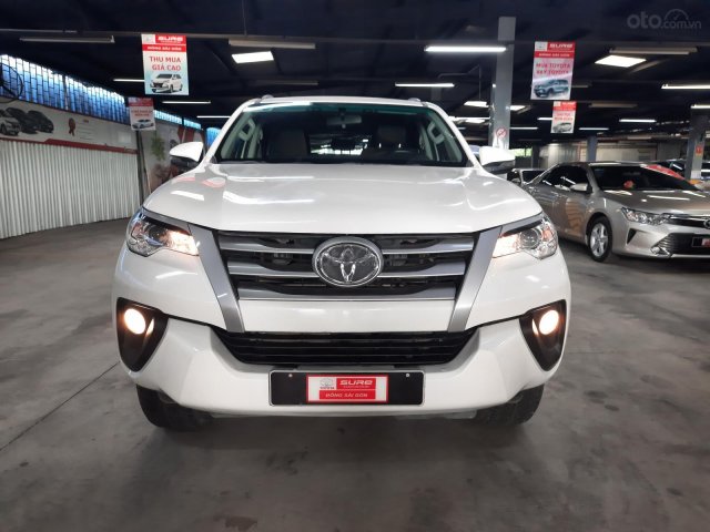 Cần bán xe Toyota Fortuner 2.5G số sàn, nhập khẩu màu trắng - Xe cá nhân, gia đình sử dụng đi 49.000 km - Xe chất giá rẻ0
