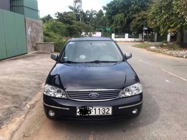 Bán xe Ford Laser sản xuất năm 2005, màu đen, số tự động