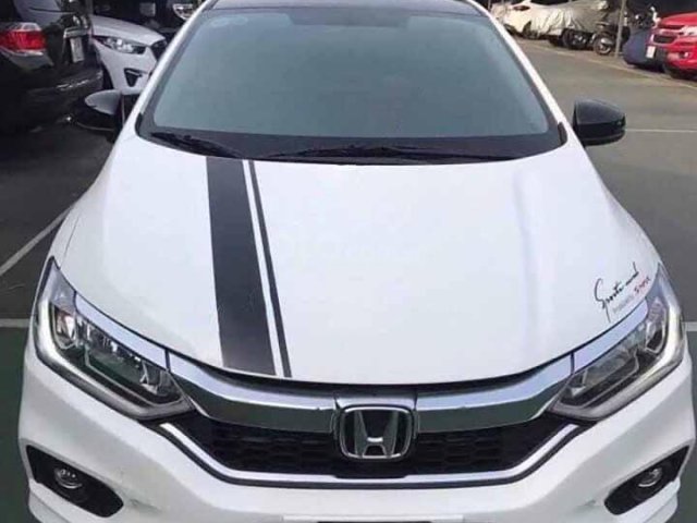 Cần bán lại xe Honda City sản xuất 2018, màu trắng