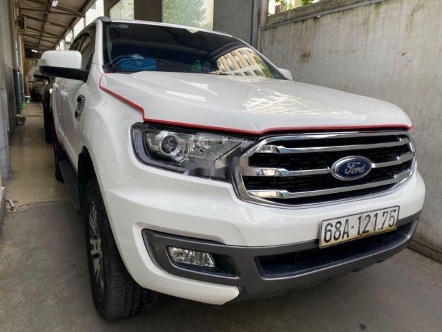 Bán Ford Everest năm 2018, màu trắng, nhập khẩu  