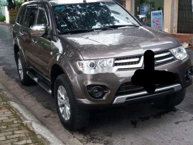 Bán Mitsubishi Pajero Sport đời 2016, màu xám, số sàn, máy dầu