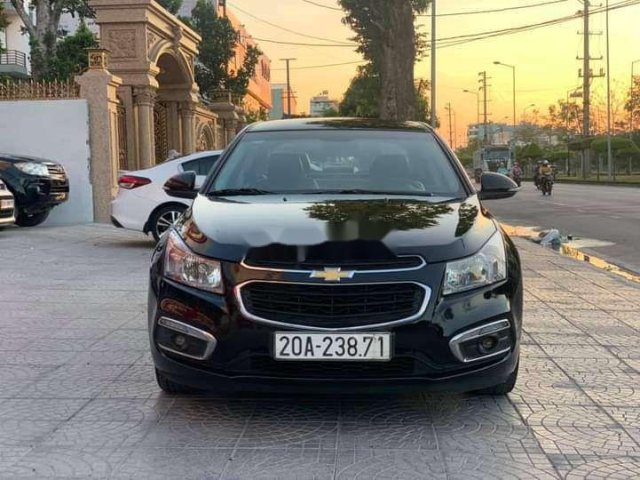 Cần bán xe Chevrolet Cruze đời 2018, màu đen, xe chính chủ