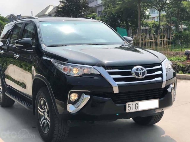 Bán ô tô Toyota Fortuner đời 2018, màu đen, nhập khẩu Thái như mới