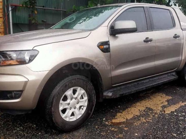 Cần bán gấp Ford Ranger XLS MT sản xuất năm 2016, xe nhập, 515tr