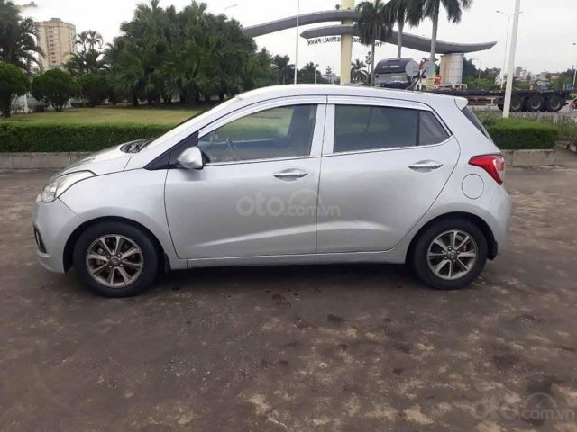 Bán xe Hyundai Grand i10 sản xuất 2014, màu bạc, xe nhập chính chủ giá cạnh tranh0