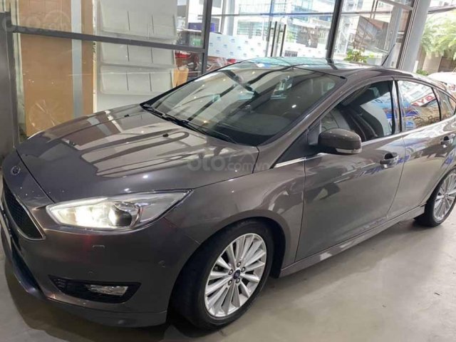 Cần bán lại xe Ford Focus năm sản xuất 2016, màu nâu giá cạnh tranh