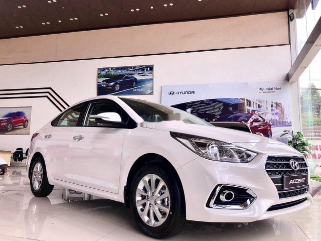 Bán ô tô Hyundai Accent sản xuất 2020, màu trắng, giao xe nhanh0