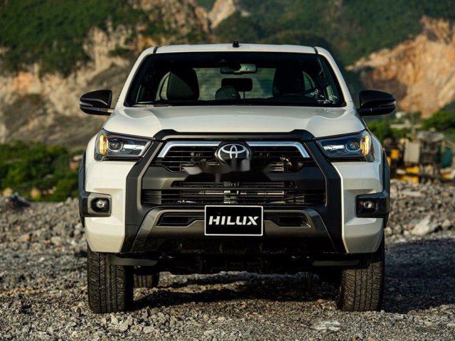 Bán ô tô Toyota Hilux đời 2020, màu trắng, xe nhập, giá chỉ 628 triệu0