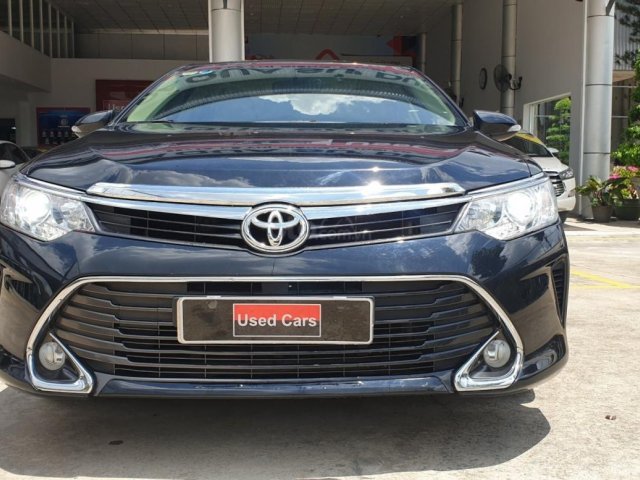 Bán Toyota Camry màu đen, xe gia đình sử dụng-Bán ra tại hãng - km giảm giá tiền mặt + tặng kèm phụ kiện chính hãng0