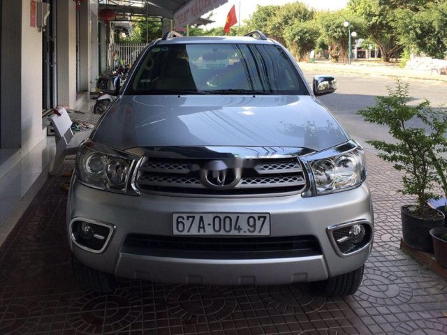 Bán xe Toyota Fortuner năm 2011 còn mới, giá chỉ 625 triệu