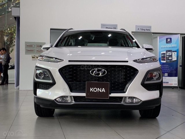 Hyundai Kona giảm 50% phí trước bạ, có xe giao ngay