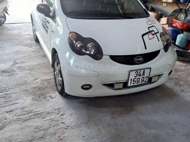 Cần bán BYD F0 1.0 MT đời 2011, màu trắng, xe nhập  0