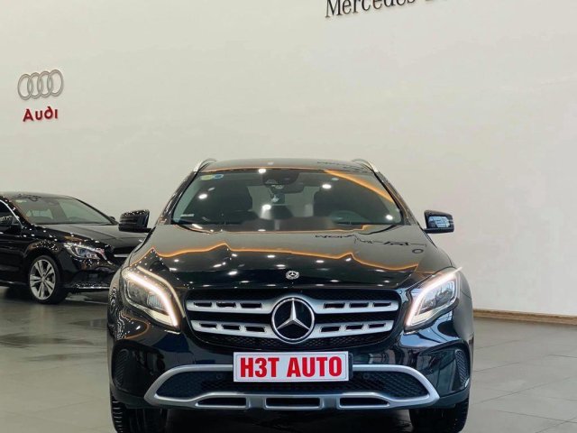 Bán Mercedes GLA-Class sản xuất năm 2017, nhập khẩu nguyên chiếc còn mới