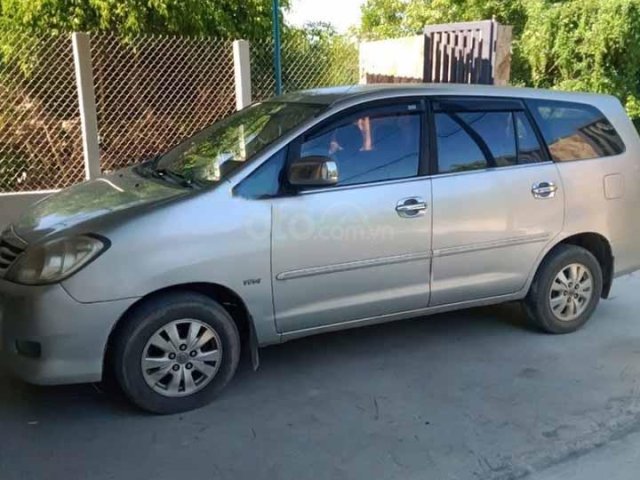 Bán xe Toyota Innova sản xuất 2009, màu bạc, xe nhập, giá chỉ 270 triệu