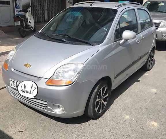 Cần bán Chevrolet Spark LT đời 2011, màu bạc xe gia đình, giá chỉ 115 triệu