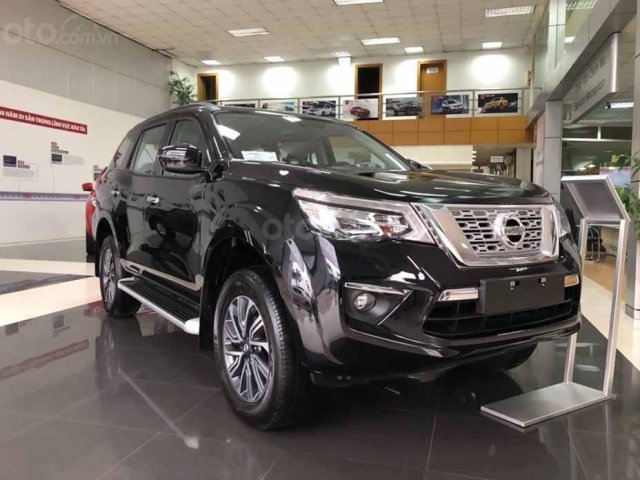 Bán ô tô Nissan Terra V 2.5 AT 4WD năm 2019, màu đen, xe nhập0