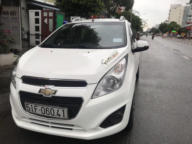 Cần bán lại xe Chevrolet Spark, số tự động, sản xuất năm 2015 giá 225tr0