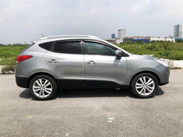 Bán xe Hyundai Tucson nhập khẩu, máy dầu 2.0, máy eVGT y như máy Santa Fe