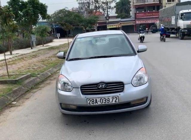 Bán Hyundai Accent năm sản xuất 2009, màu bạc, xe nhập còn mới 