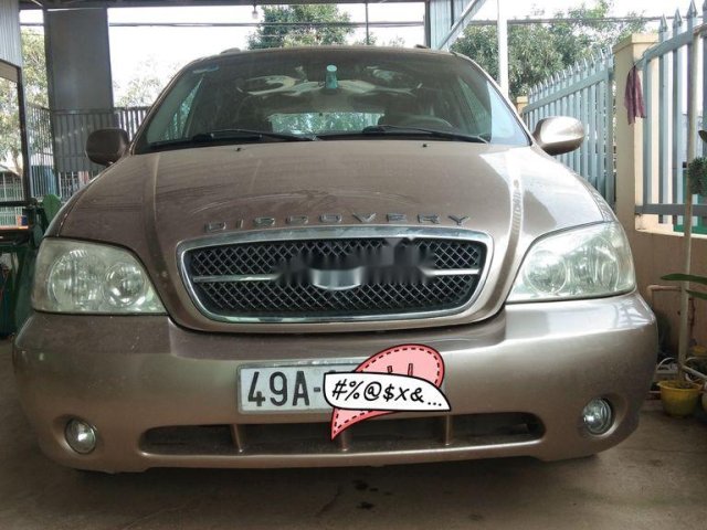 Cần bán Kia Carnival sản xuất năm 2005, xe còn đẹp