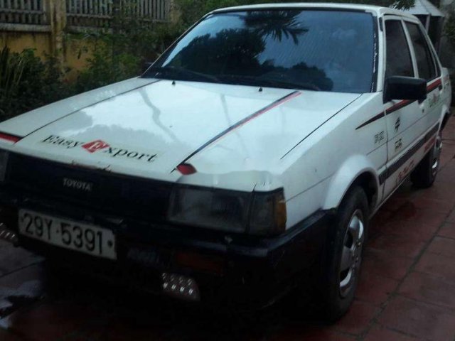 Bán lại xe tập lái Toyota Corona năm 1985, màu trắng, nhập khẩu
