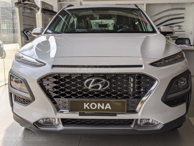 Hyundai Huế : Hyundai Kona 2.0 AT Full trắng, 679 triệu0