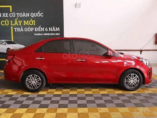 Cần bán Kia Cerato 1.6MT sản xuất năm 2019, màu đỏ  