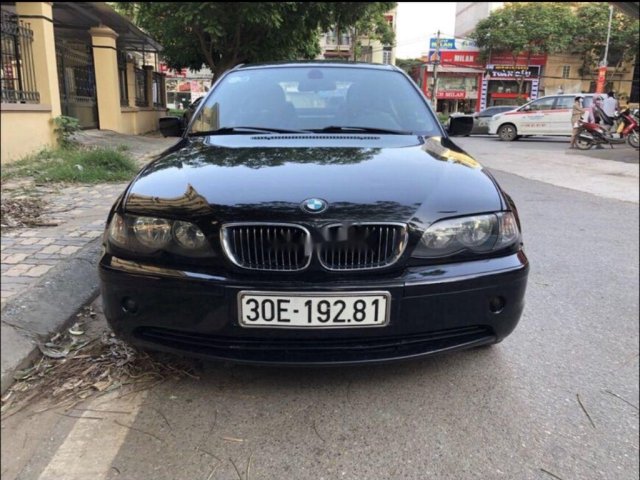 Cần bán xe BMW 318i năm 2005 số tự động