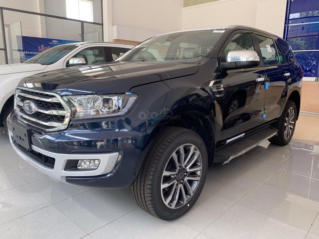 Ford Everest Titanium 4x4 2020, ưu đãi 90 triệu tiền mặt - phụ kiện