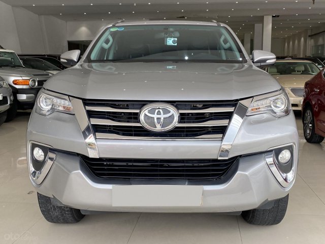 Bán xe Toyota Fortuner AT 2.7 2017 Full xăng 2 cầu