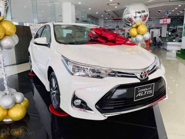 Bán ô tô Toyota Corolla Altis 1.8E AT năm 2020, màu trắng, giá chỉ 733 triệu