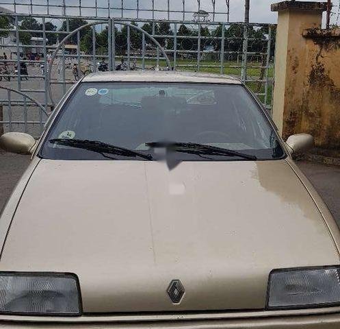 Bán xe Renault 19 năm sản xuất 1990, màu vàng, nhập khẩu 0