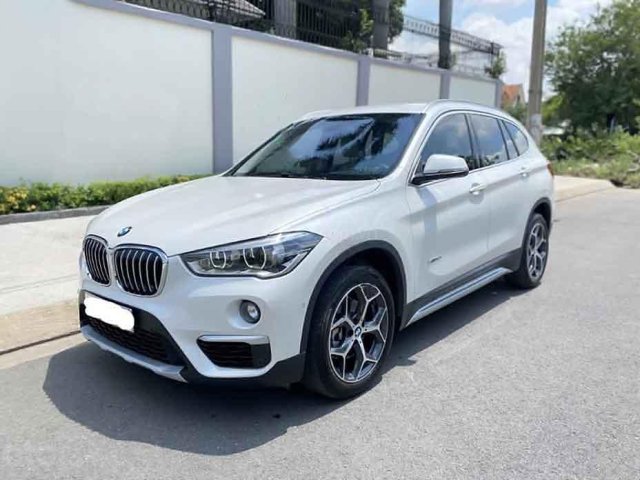 Bán ô tô BMW X1 2018, màu trắng, xe nhập