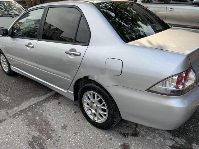 Bán Mitsubishi Lancer sản xuất năm 2005, màu bạc chính chủ0