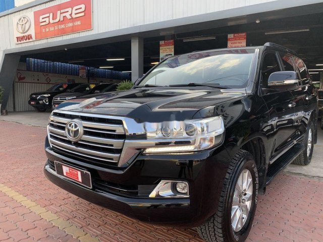 Bán xe Toyota Land Cruiser đời 2016, màu đen, nhập khẩu nguyên chiếc